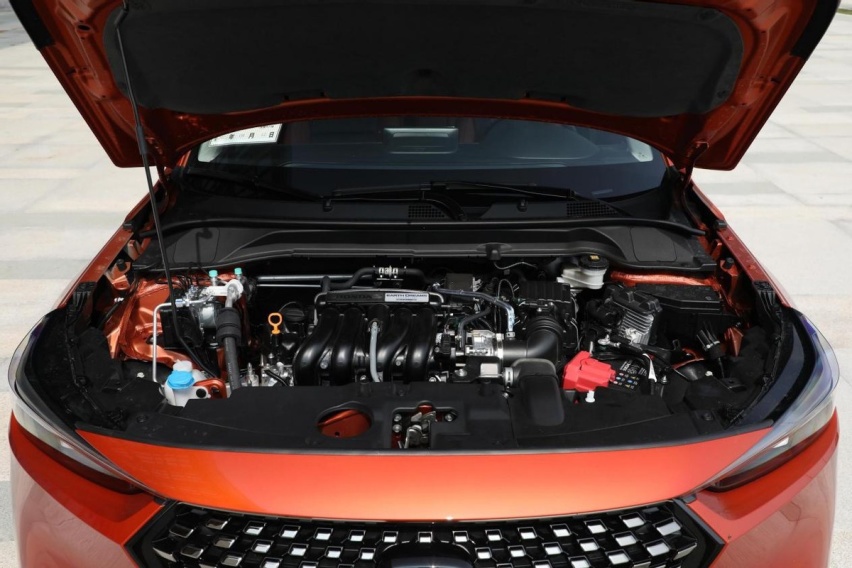 10万出头买高品质SUV，奔腾T77，本田XR-V和丰田锋兰达如何选？