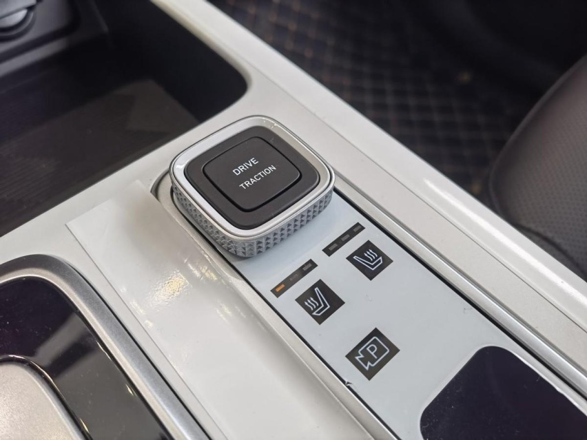 10万买2.0L合资SUV？实探沐飒：空间布局太有特色，优惠给力