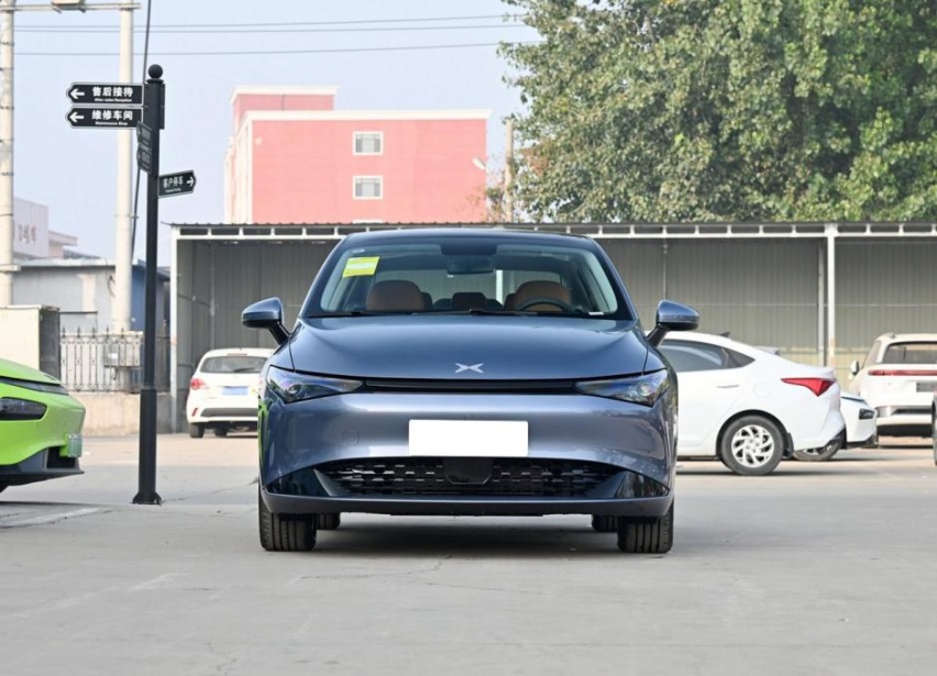 小鹏P5继续扎根15万级纯电轿车市场，能否顶住零跑的冲击？