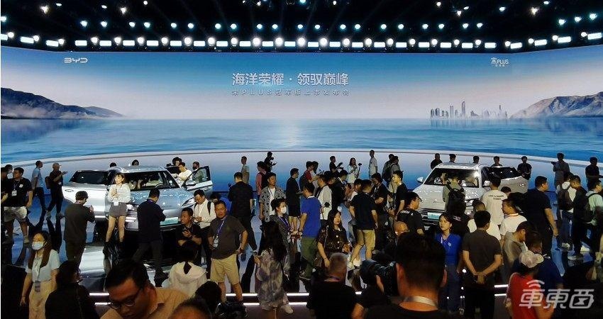 比亚迪宋PLUS推新版本，15.98万起售，还能卖爆吗？