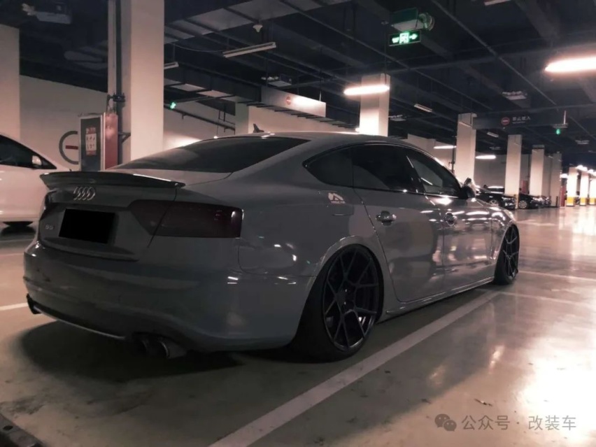 福特Mustang到奥迪S5再到宝马M5，漫漫玩车路终于圆了V8梦