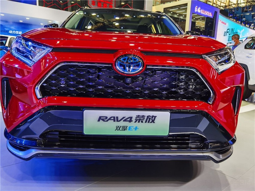 国产车性能变弱 丰田RAV4双擎E+怎么了？