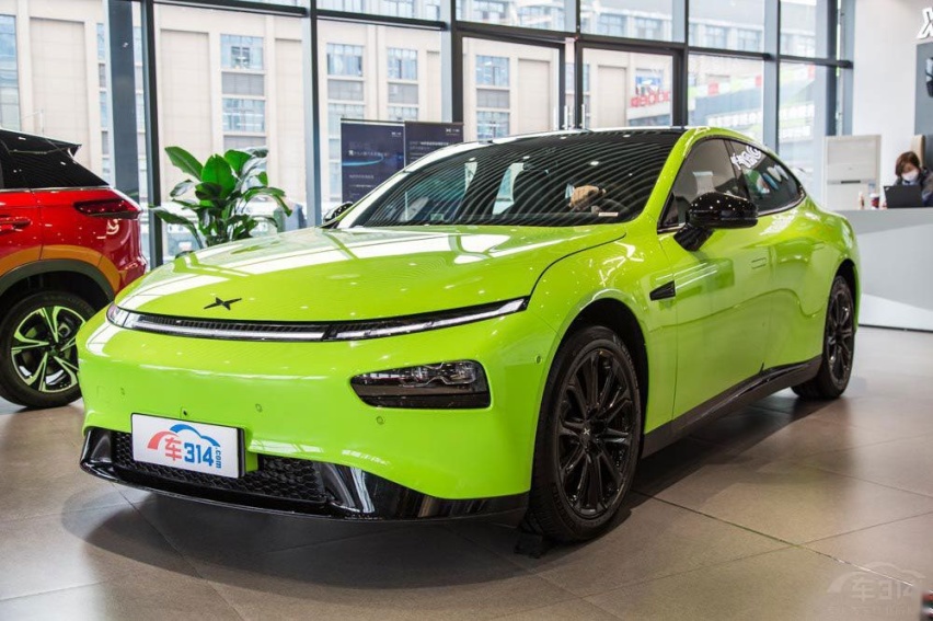 Model 3对比小鹏P7 价格相近该怎么选？