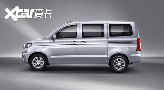 “中国神车”五菱宏光V 1.5L劲享版上市，售4.68万元！