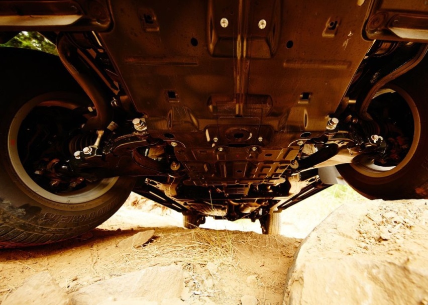 新一代丰田陆巡长这样？还全面弃用5.7 V8引擎！