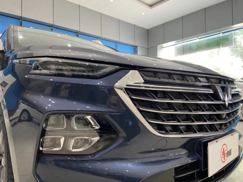 人民需要大四座家用车，五菱凯捷来了，售：8.58万元起！