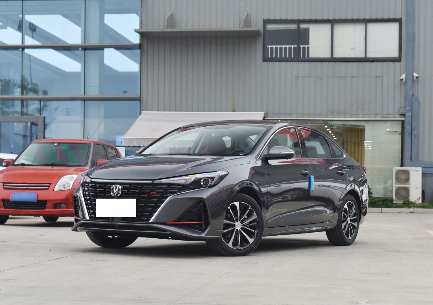 2022款长安逸动plus上市,起售价7.29万元,内饰变化明显