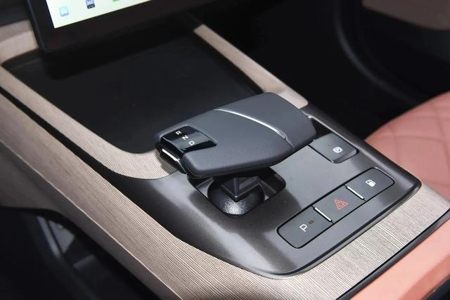 长安启源A05真香版上市，降价1.1万-2.3万元，售价7.89万元起