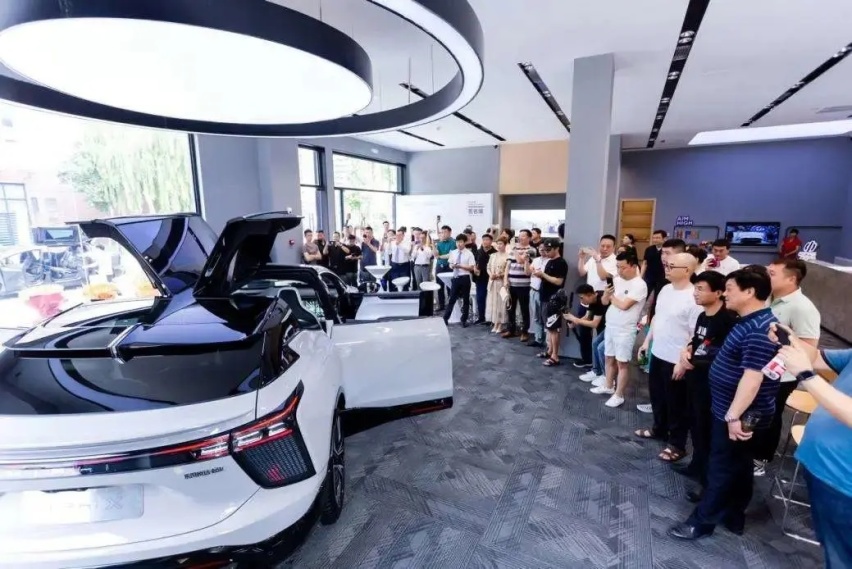 【e汽车】音响事件背后，我看到了中国式豪华品牌该有的成长路径
