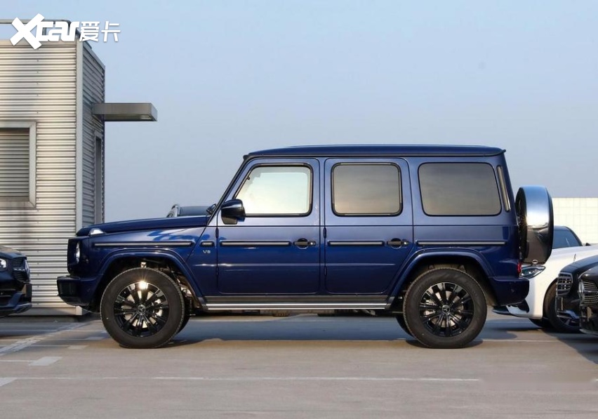 新款奔驰g 500上市 配4.0t v8发动机 售价189.9万