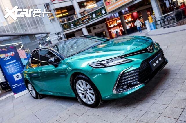 年销近25万台，新能源围剿下的凯美瑞，为啥这么能打？