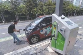 新能源车主:满心期盼的买了，现在养也养不起，丢也不能丢，咋整