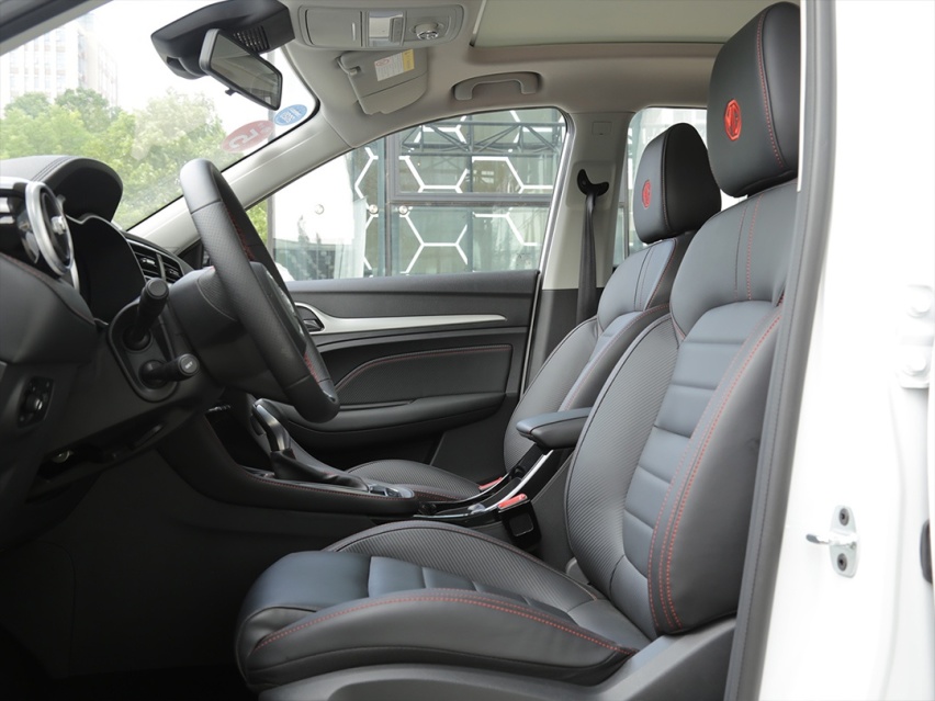 这台1.3T+6AT，带自动驾驶的10万级SUV实力如何？
