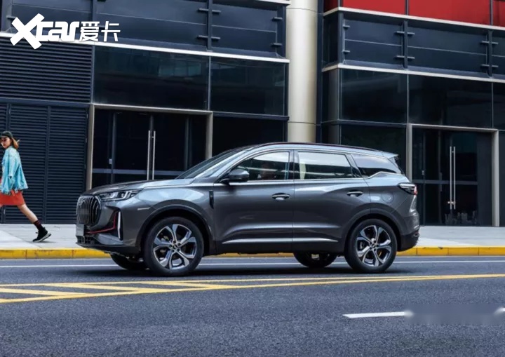 曾经月销过万！搭1.6T引擎，全新瑞虎7 PLUS开启预售，10.69