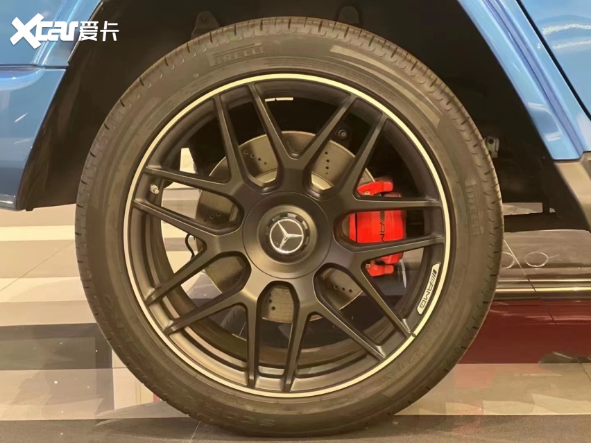 奔驰G350d/G500升级改装G63amg红色6活塞刹车批发代理