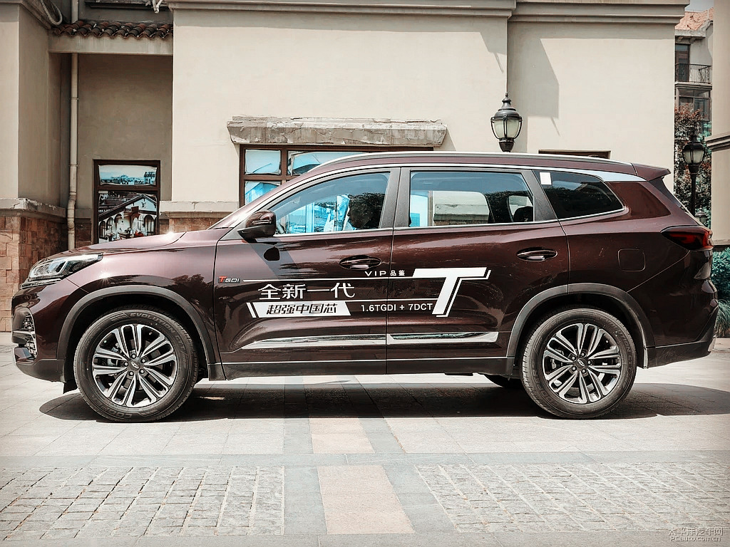 �����ĵ�����SUV������8�f���N�����㿴Ҋϣ����һ�����ƣ�