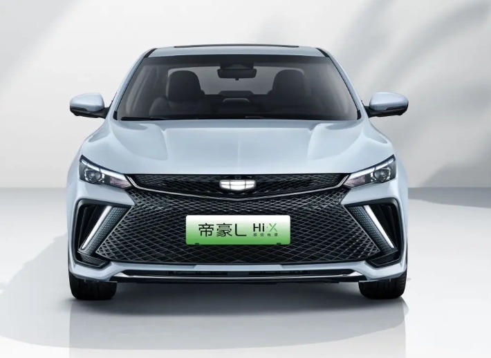 纯电续航100km，能上绿牌，帝豪L Hi•X三款车如何选购？