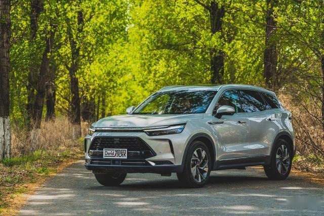 BEIJING-X7大战第三代哈弗H6，你确信更有性价比？
