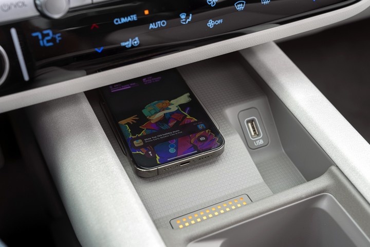 美规现代 IONIQ 6 公布售价，这不比特斯拉Model 3香？