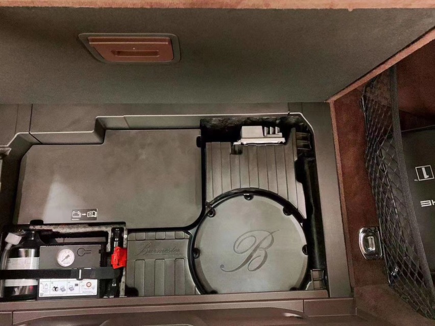 新款保时捷帕拉梅拉升级原厂柏林音响21个扬声器是什么样的体验