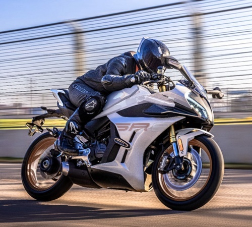 春风450SR-驾驶感受全览：外观、动力、全方位解读
