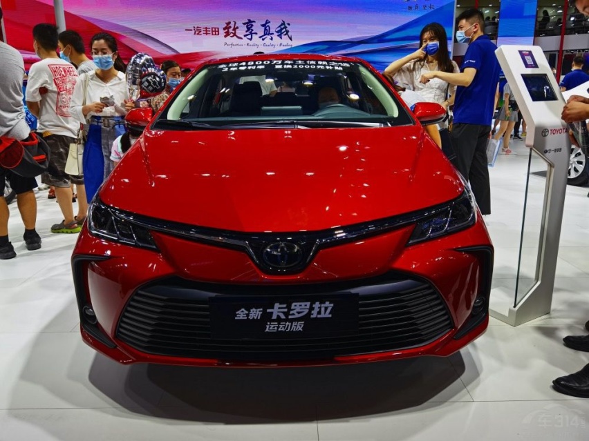第七代现代伊兰特的外观秒卡罗拉 不信你看这篇文章
