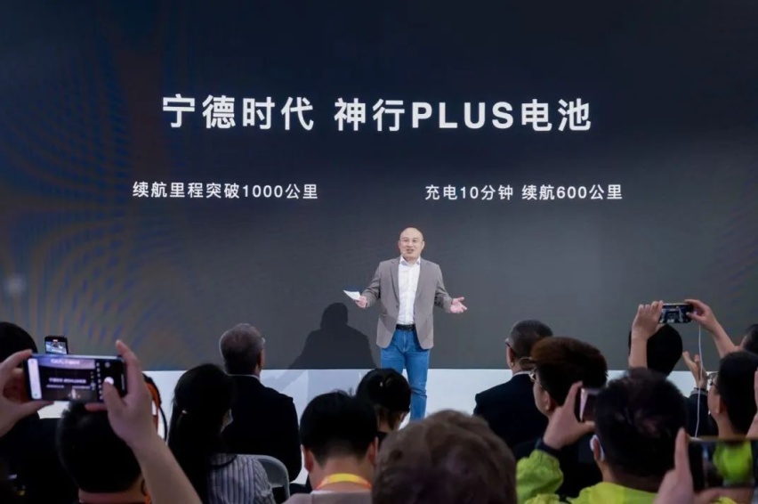 宁王“发威”了！全新电池发布，10分钟充600公里，续航超1千公里