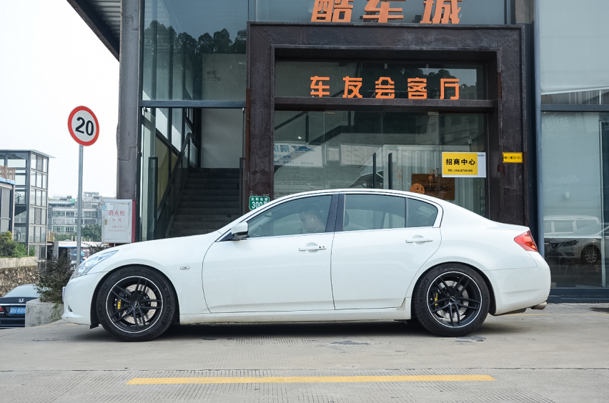 英菲尼迪G37改装TEI ​刹车和绞牙避震案例分享