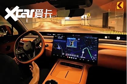 轴距超3米 全系宁德时代 纯电+增程 极狐阿尔法T7上市13.28万起