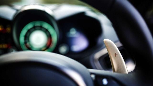 向冠军致敬，全球限量24台，725匹马力Aston Martin