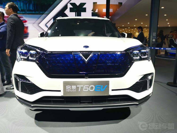 启辰T60 EV亮相上海车展 真是丑到一定境界了