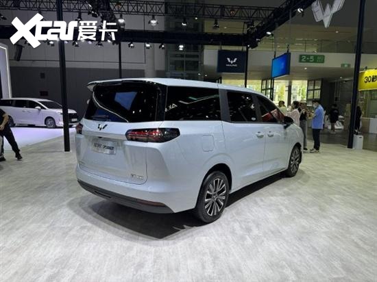 车展探馆：五菱星光730实拍mg不朽情缘网站2025成都(图2)