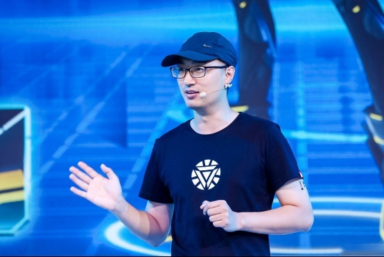 2021ChinaJoy最in潮酷轰趴丨WEY展台“AI汽车人”领衔嗨翻全场