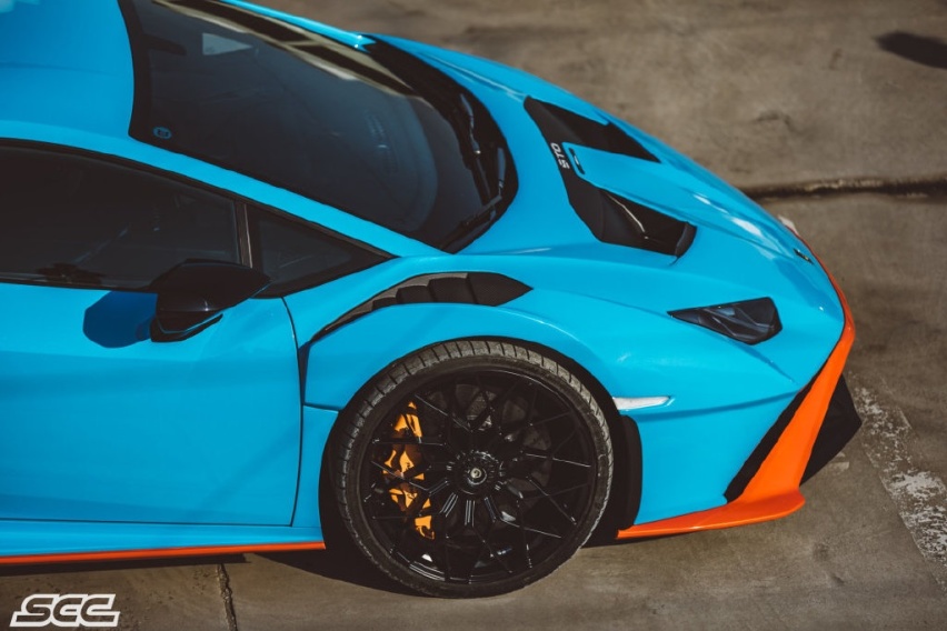 买Huracan STO的男人在想什么？