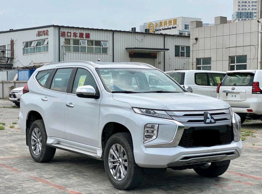新款三菱帕杰罗·劲畅来袭，或将29.8万起售，你会考虑吗？