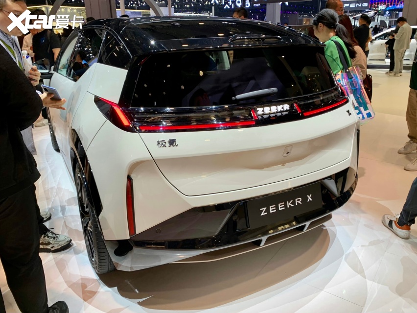 聚焦2023上海车展：精准打击20万元级市场，极氪X下了多少功夫？