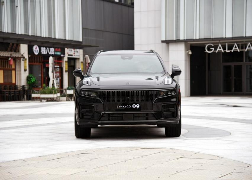 有沃尔沃XC90的影子，40万以内无对手，领克09有点强