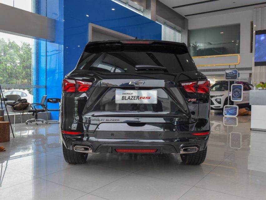 2.0T+9AT，车长近5米，开拓者上市售25.99万起