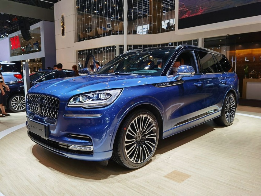 家族全新中大型SUV 林肯飞行家亮相重庆车展