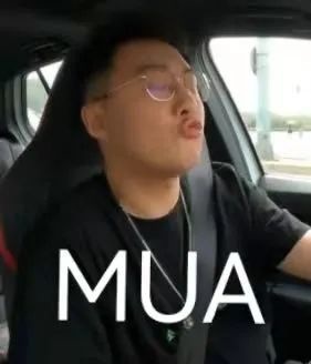 带奔驰死忠粉体验国产奥迪A7L！
