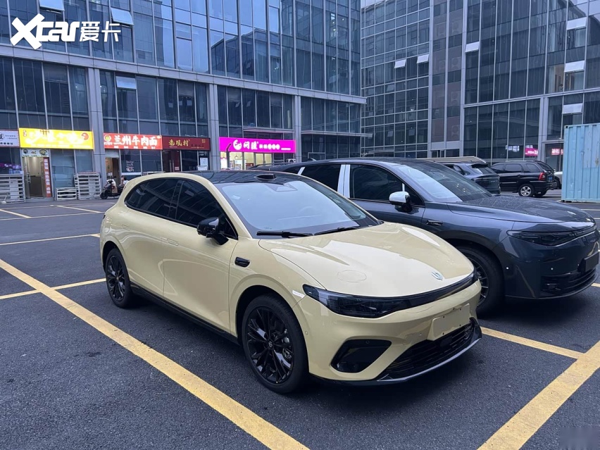 新车 | 605km续航领先 / 160kW电机加持 / 零跑Lafa