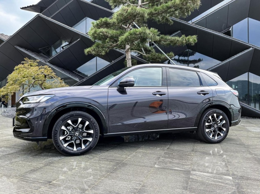 试驾官丨试驾本田最年轻的SUV，ZR-V15.99万起售贵了吗？