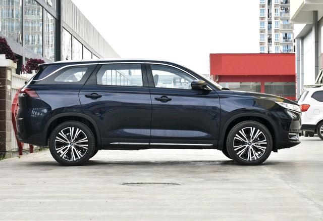 X7：为国人打造最豪SUV，大空间强动力，高颜值，不足8万