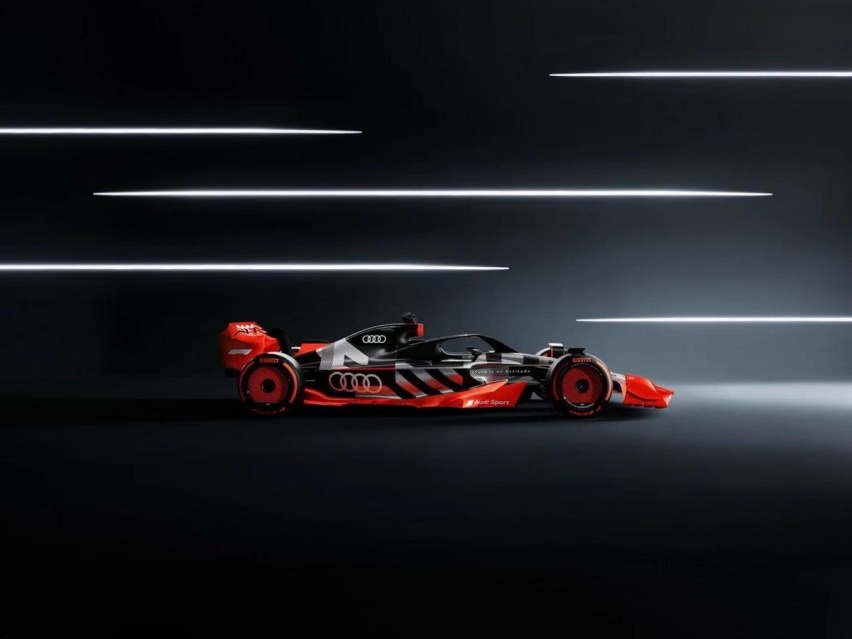 奥迪携拥有四环品牌涂装的 F1 展车亮相上海国际车展
