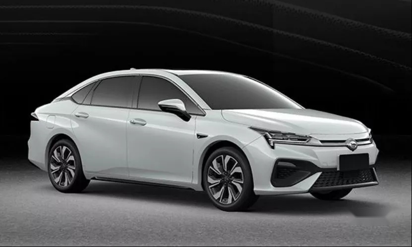 续航均超400公里,秦Pro EV和Aion S谁更值得买?