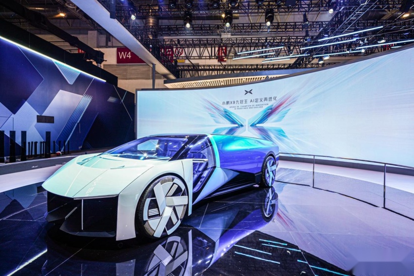 2024北京车展：AI大模型如何赋能汽车行业？九冠王小鹏X9给出了答案