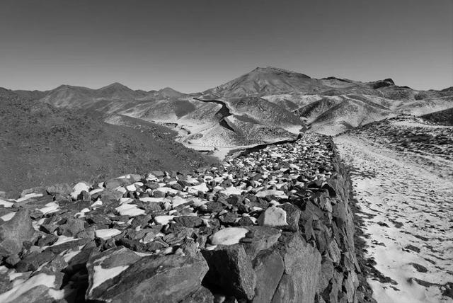 阴山，这座陌生的山脉对中国到底有多重要？| 中国自驾地理