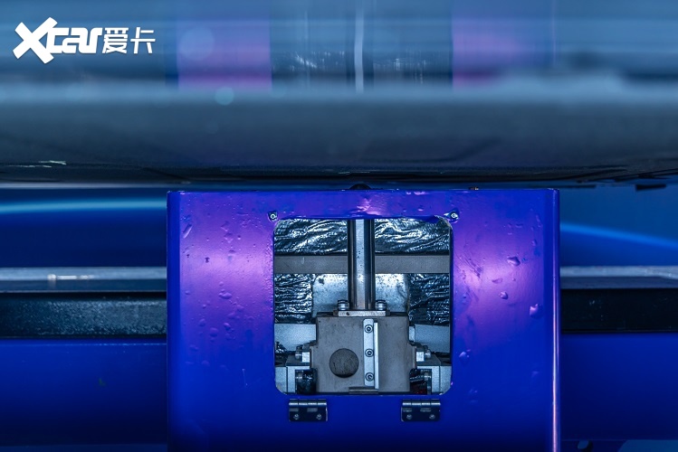 三重挑战见真章  捷达M6 整车超安全挑战圆满成功