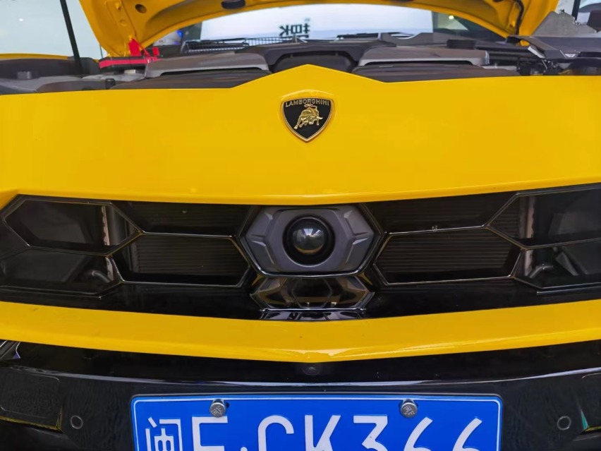 兰博基尼URUS升级原厂自适应巡航ACC 变道辅助系统案例