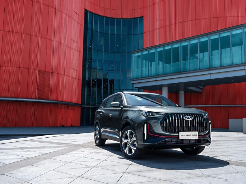 精致的前驱SUV！奇瑞-新瑞虎7PLUS最高预售价12.19万